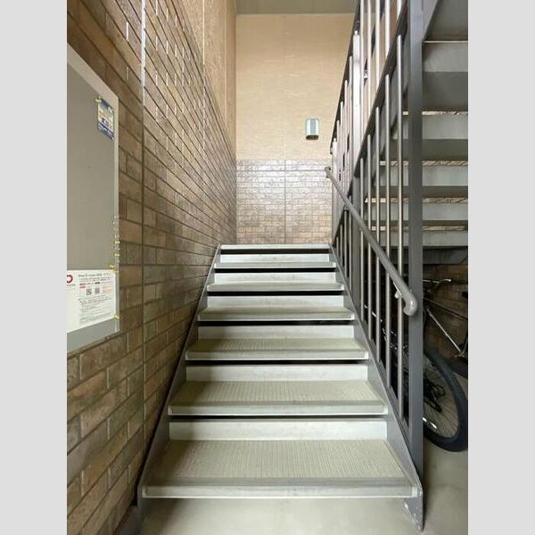 プランドールパレス 階段