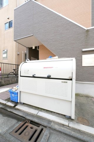ニューメゾンワイワイ1階 外観