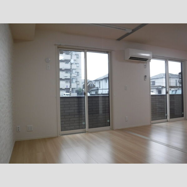 ラテル301号室 同建物別部屋の参考画像