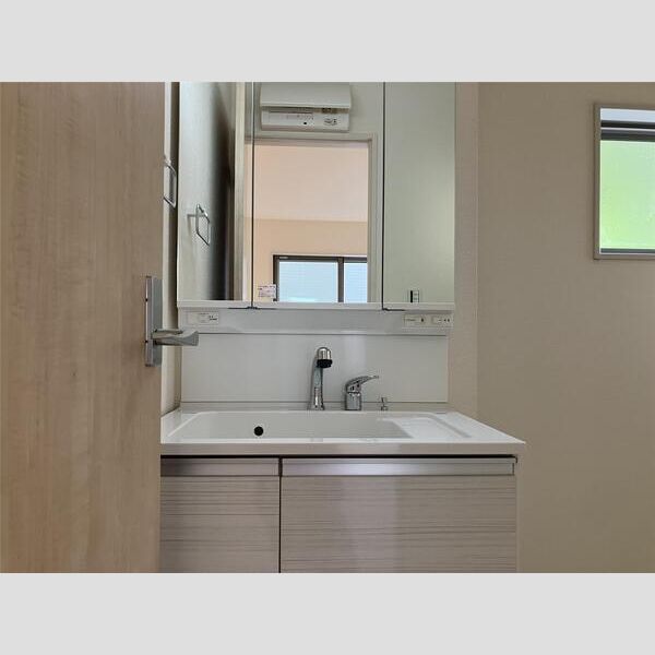 マイホームネクスト所沢中富　5号棟 洗面