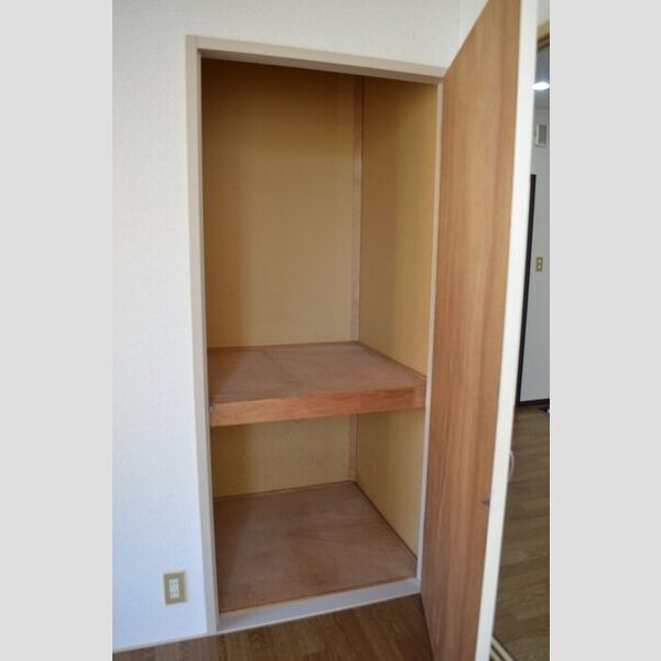 サンハイツB/C　C102号室 押入(洋室①)