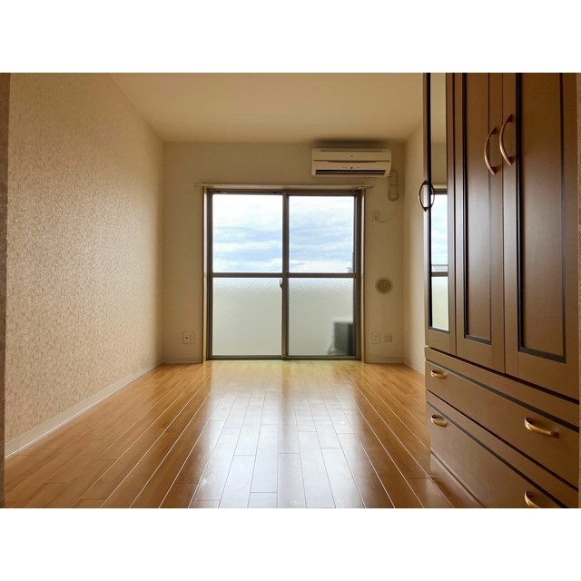 ＦＥＥＬＯ402号室 リビング 6帖