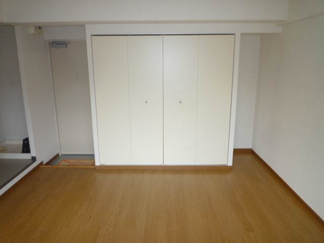 パティオ市ヶ尾3階 内観