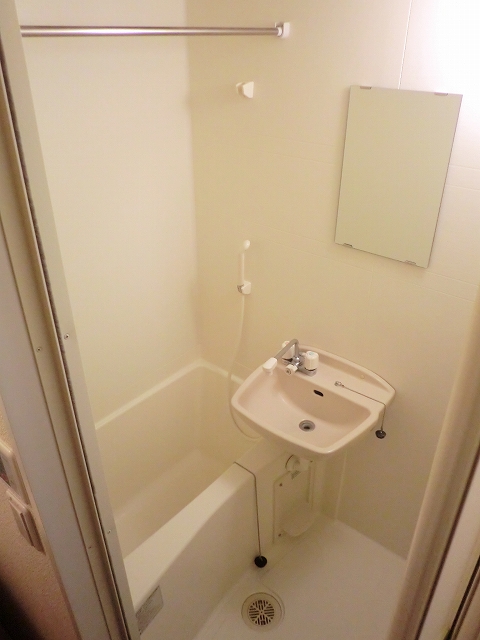 レオパレス仙元山 浴室換気乾燥機能付き