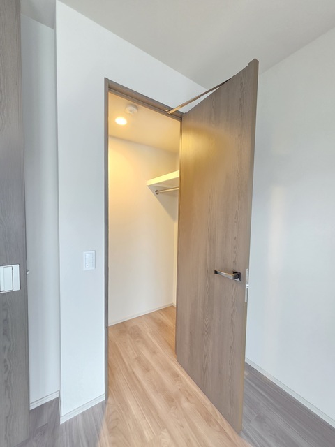 ザ・パークハウス鷺沼 洋室5帖　2025年10月撮影