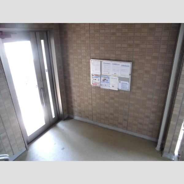 ヴェルドミール　Ⅱ303号室 ロビー