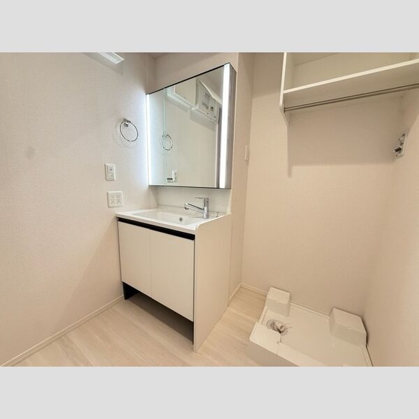 サリサ.l102号室 洗髪洗面化粧台