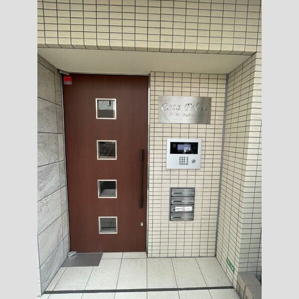 カーサ　フェリーチェ エントランス