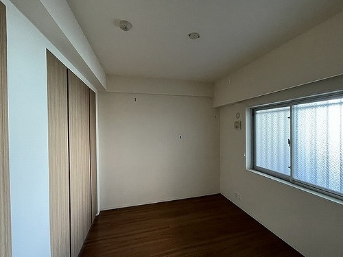 ブランズ調布サザンプレミアム6階 洋室５．０畳（内装前）