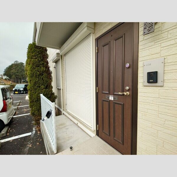 ツイン オークス コート 　South・Center 玄関