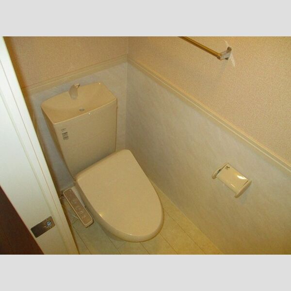 ヌーボイナリ金沢 温水洗浄暖房便座