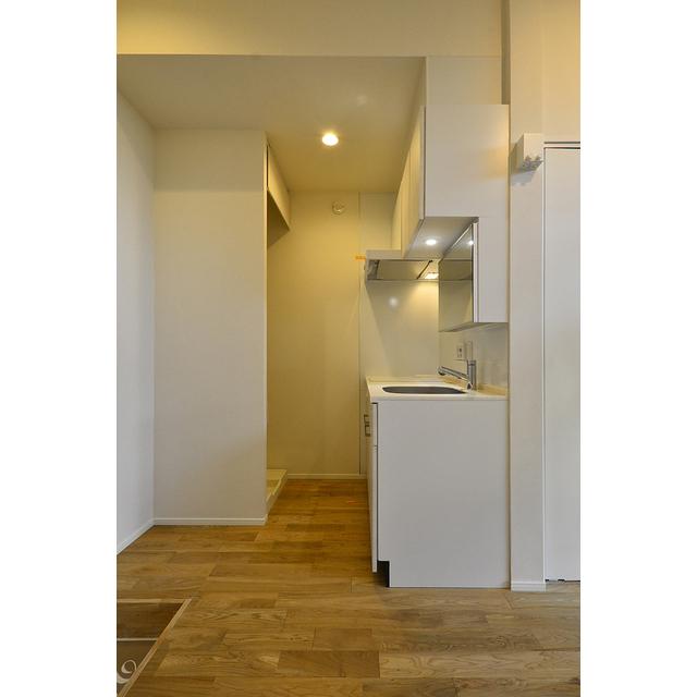 チトカラアパートメント1階 キッチン