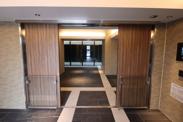 GENOVIA赤羽7階 エントランス