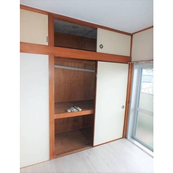 パピヨン渓北 収納