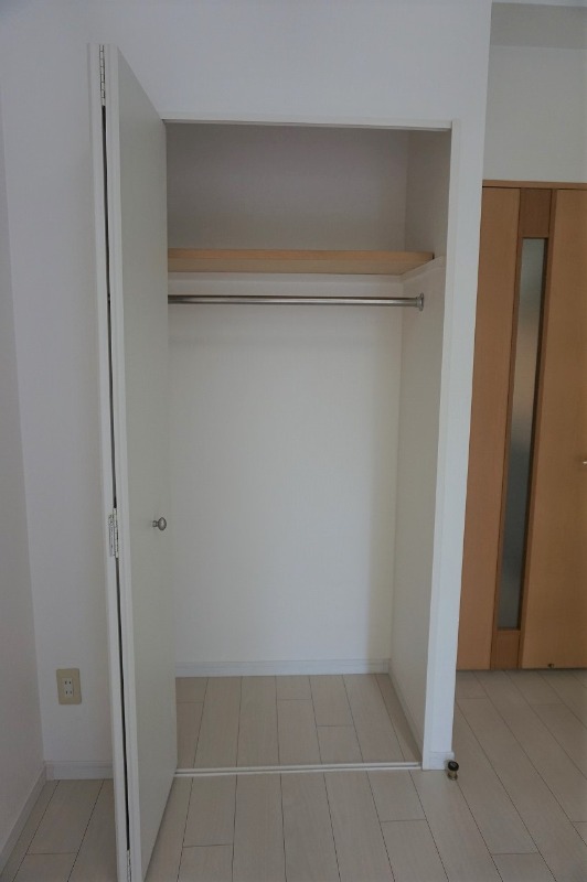 阿部松島マンション(K-127)1階 収納