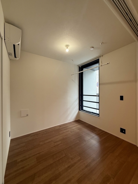 アトリオフラッツ三軒茶屋Ｎｏｒｔｈ201号室 洋室3.7帖　2025年10月撮影