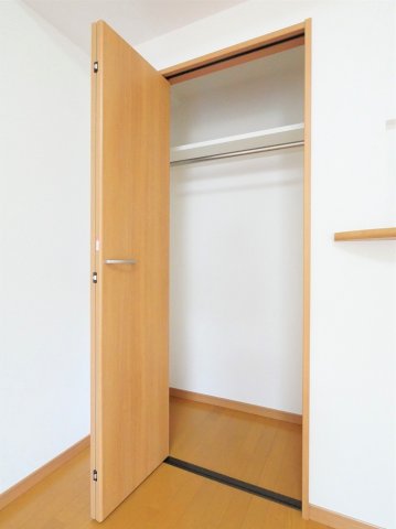 グランドパーク親水公園7階 同建物別部屋の参考画像