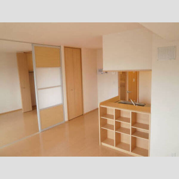 第8須賀ハイツ305号室 室内(3)305