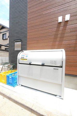 ハーモニーテラス大谷口1階 外観