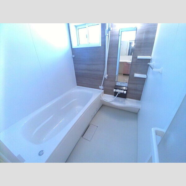 スターエイト202号室 浴室乾燥機と追い焚き機能付の一坪風呂