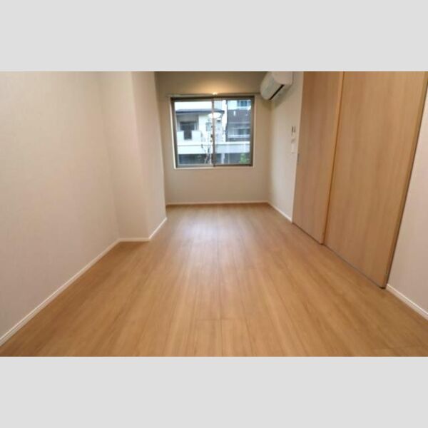 サンジョイアゼロ105号室 洋室7、8帖