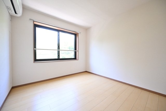 ＣＥＮＴＲＡＬ　ＧＡＲＤＥＮ　ＲＥＳＩＤＥＮＣＥ　ＴＯＫＹＯ2階 洋室1