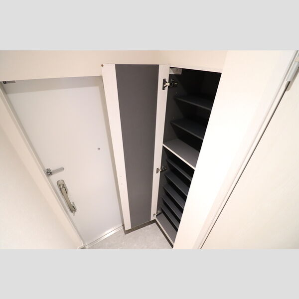 Grace Atago101号室 玄関・シューズボックス