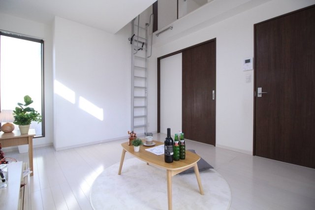 ヴィエント仲六郷2階 ※家具･小物はイメージです