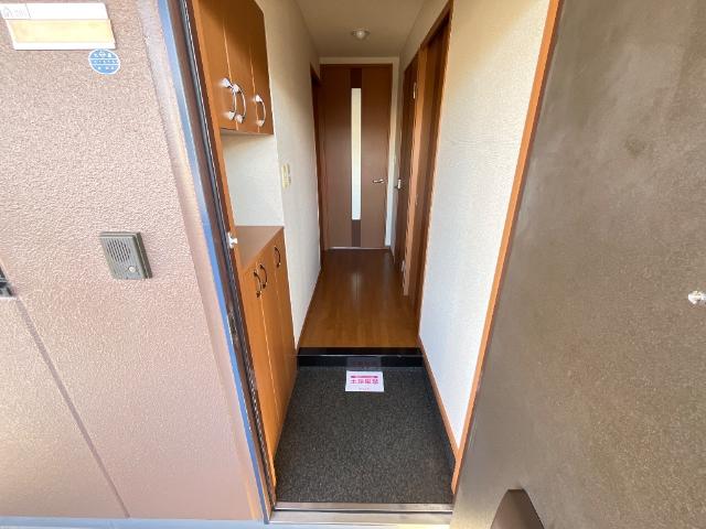 パルティール横濱 玄関