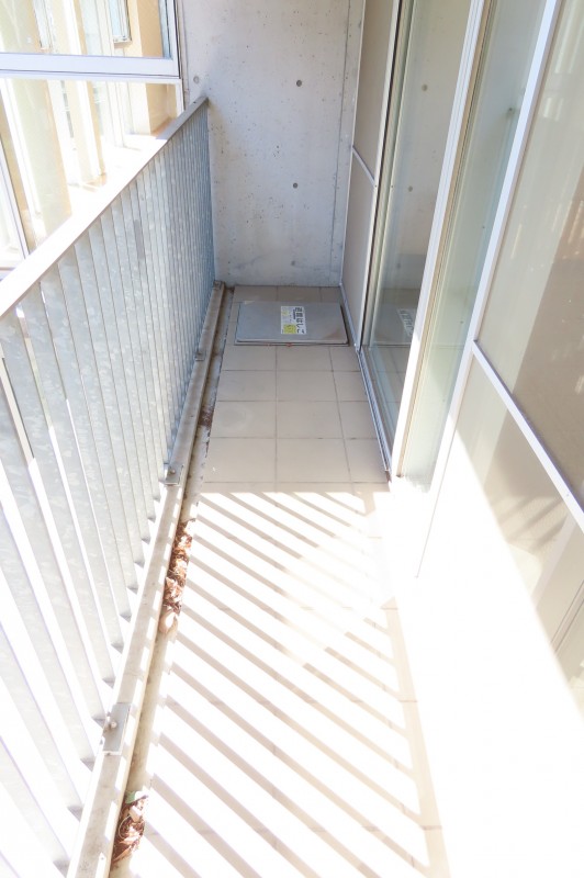 月光町アパートメント バルコニー