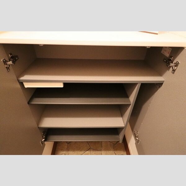 メゾンベール102号室 シューズボックス