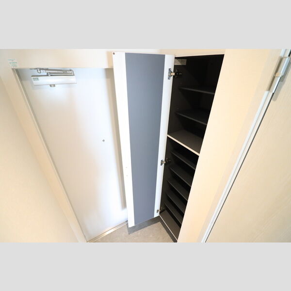 Grace Atago204号室 玄関・シューズボックス