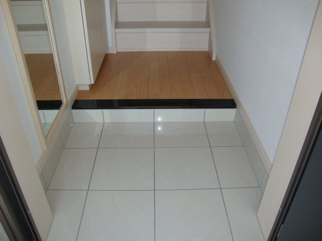 サンモール 玄関