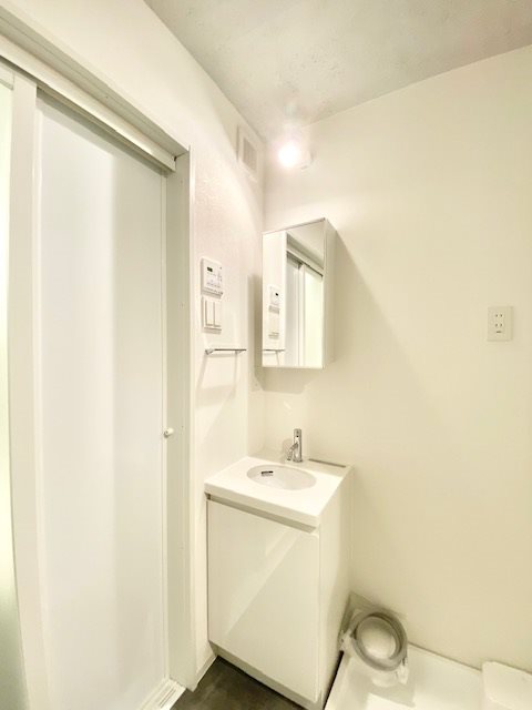 ラクラス中野弥生町4階 洗面
