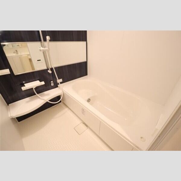 メゾン・ド・シャルマン 浴室