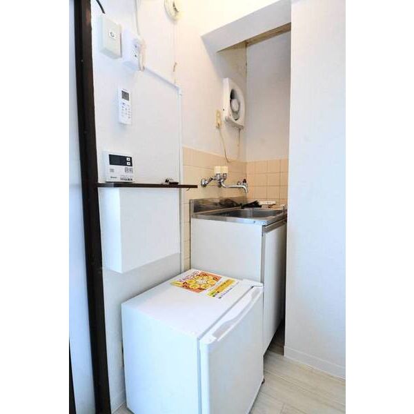 フラット中野0303号室 キッチン