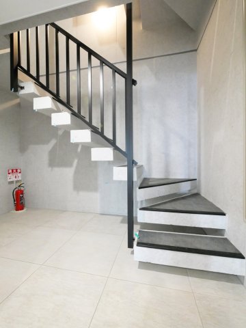 ラフィスタ鵜の木4階 外観