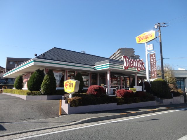 ＴＷＩＮＫＬＥ デニーズ小机店まで676ｍ