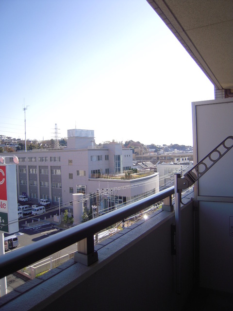 グランディスタ菊名0607号室 写真は603号室のものです