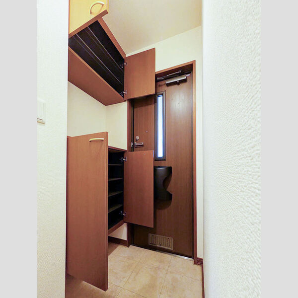 ア・ラ・モード ミシマ 玄関