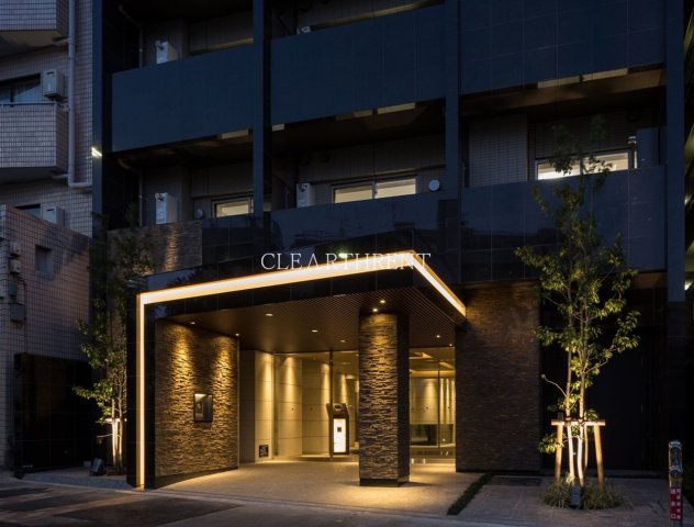 コンシェリア新宿 ＨＩＬＬＳＩＤＥ ＳＱＵＡＲＥ13階 ☆夜も温かみのあるエントランス☆