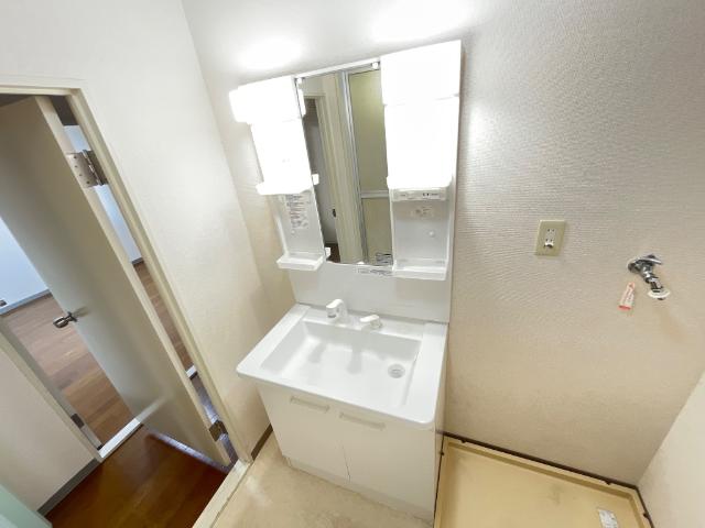 サンセヴィラージュ 洗髪洗面化粧台