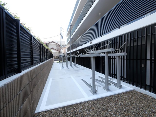 ラフィスタ豪徳寺1階 外観