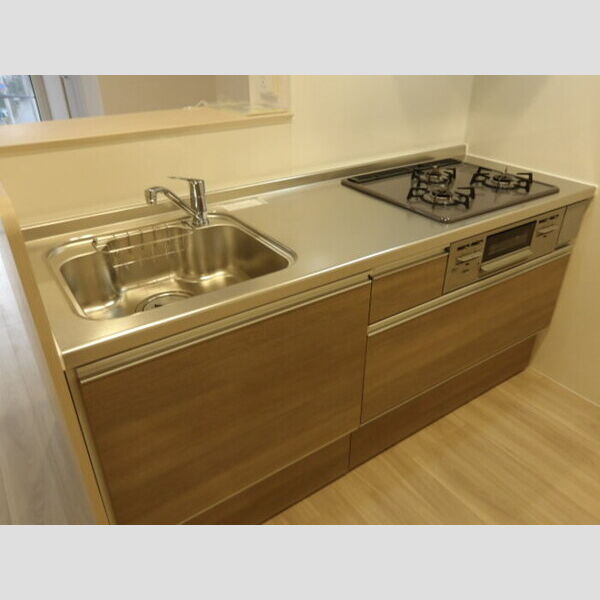 Cradle(クレイドル)303号室 対面式3口ガスコンロ付システムキッチン