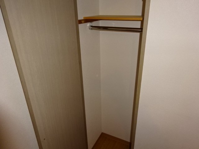 スカイコート千歳烏山第５ クローゼット