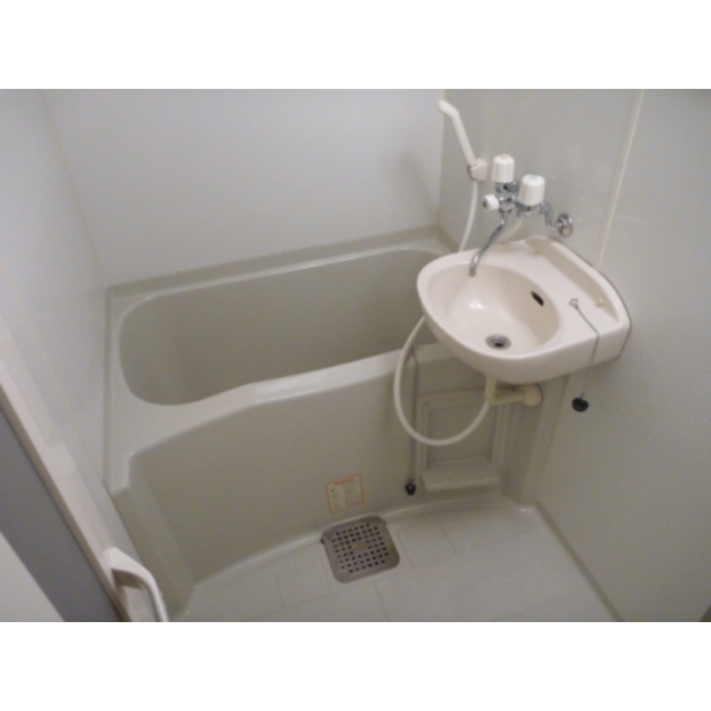 アムール TAKAHARA 内観