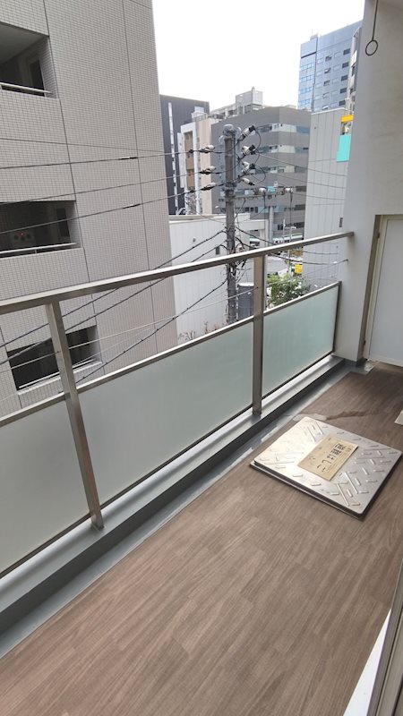 レジディア新川3階 バルコニー