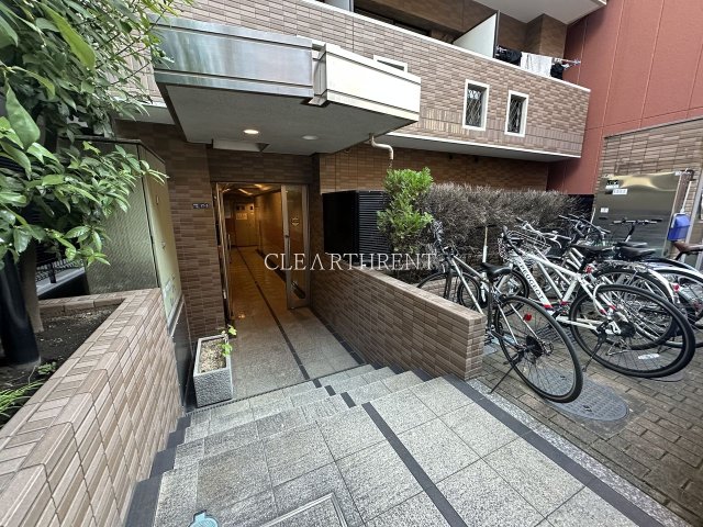 菱和パレス早稲田参番館 エントランス