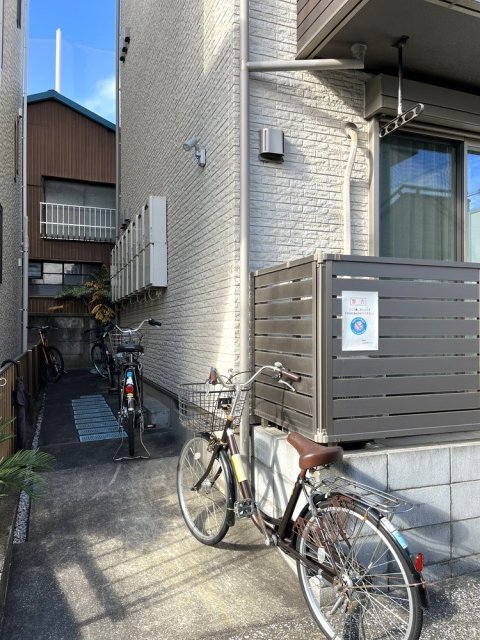 ポールフラッグ木場3階 駐輪場
