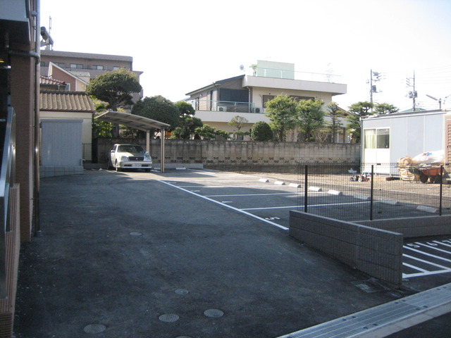 トレゾア0303号室 駐車場
